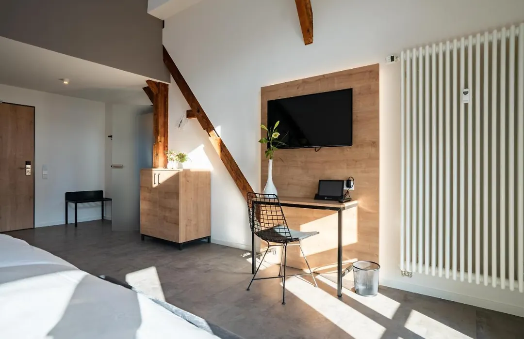 Coucou Hotel & Kuckucks-Stube-1