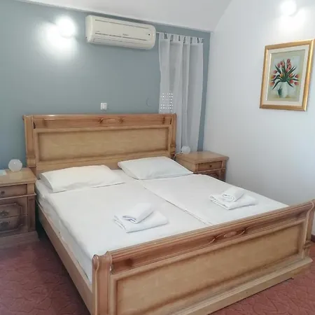 Hotel Garny Pleso-2
