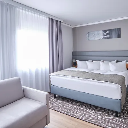 Holiday Inn Berlin Airport - Conference Centre By Ihg-3