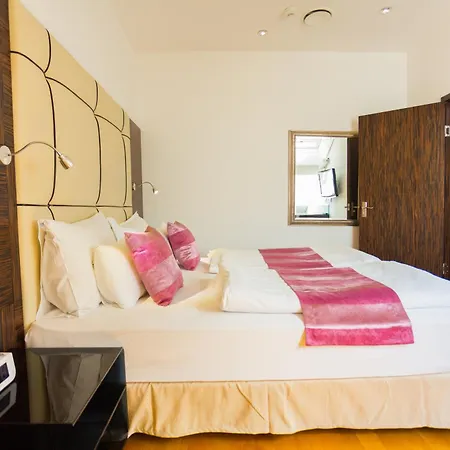 Best Western Plus Hotel Arcadia-3