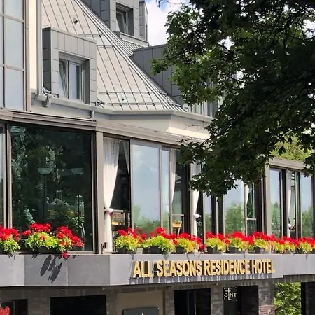 All Seasons Residence Design Hotel - Free Parking-2