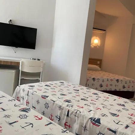 Hotel Status - Bed&Breakfast-3
