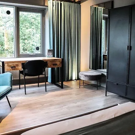 Rooms25-2
