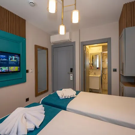 Lynda Hotel-2