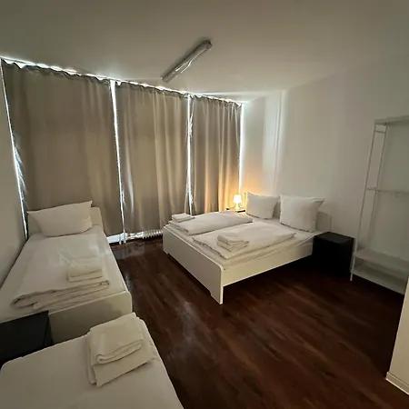 Potsdamer Inn-2