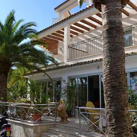 Hostal Leo D'Or-3