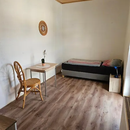 Monteurzimmer und Pension - Ampfurth-2