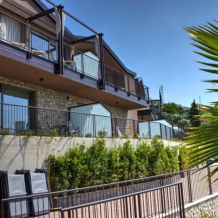 Sky View Garda Lake By Hotel Galvani-2