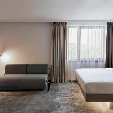 Moxy Hamburg City-2