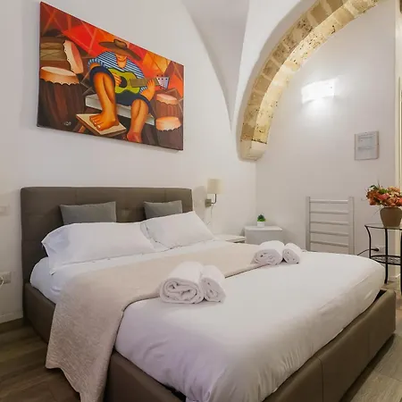 Red Rooms By Wonderful Italy-3
