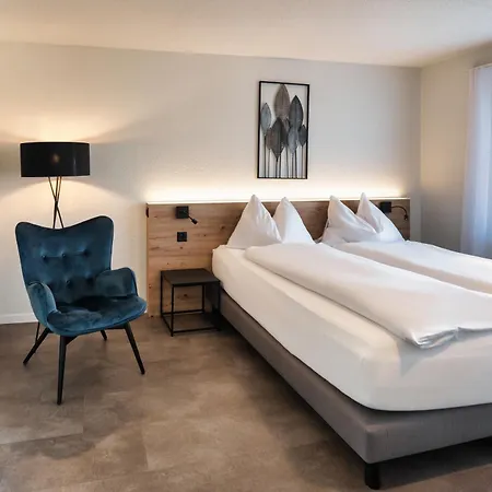Hotel Bären Suhr-2