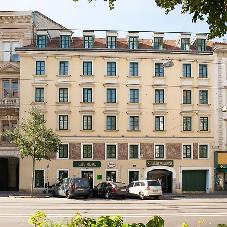 Suite Hotel 900 m zur Oper-3