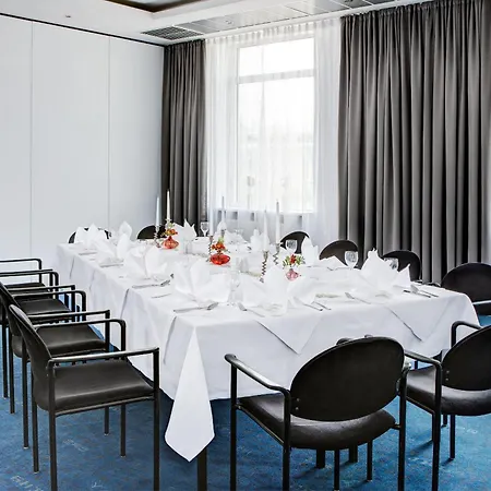Intercityhotel Rostock-3