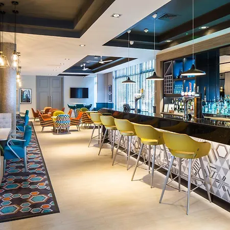 Leonardo Hotel Belfast-3
