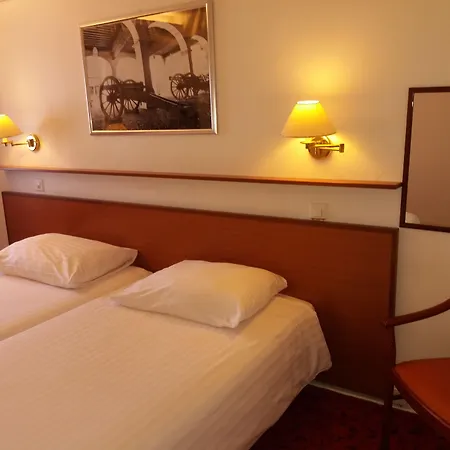 Hotel Astoria-3