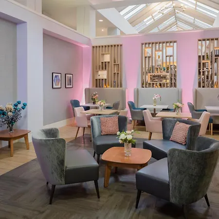 Ashford International Hotel & Spa-3