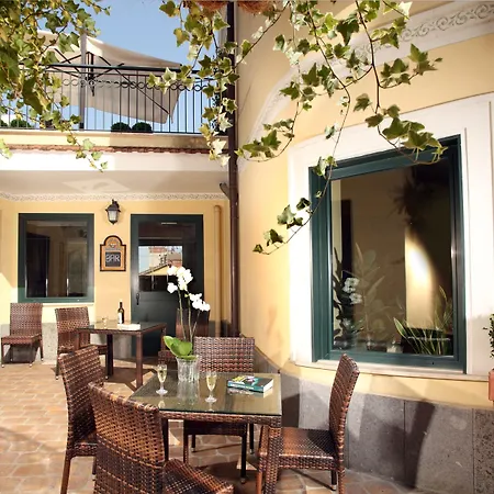 Hotel Alessandrino-2
