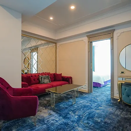 W Regal Boutique Hotel&Spa-3