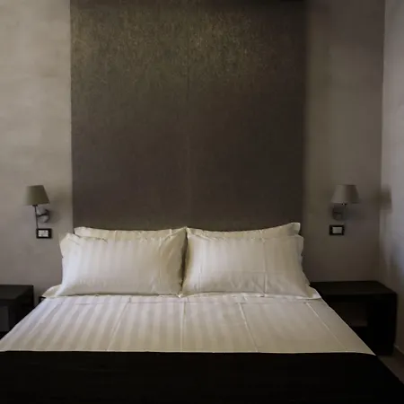 Campo De' Fiori Prestige Rooms-2
