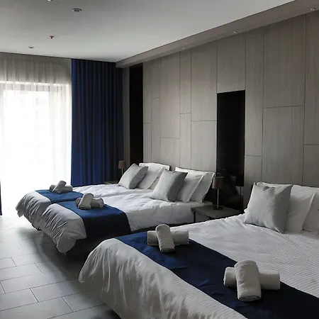 The District Hotel-3