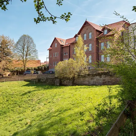 Hotel Brunnenhaus Schloss Landau-3