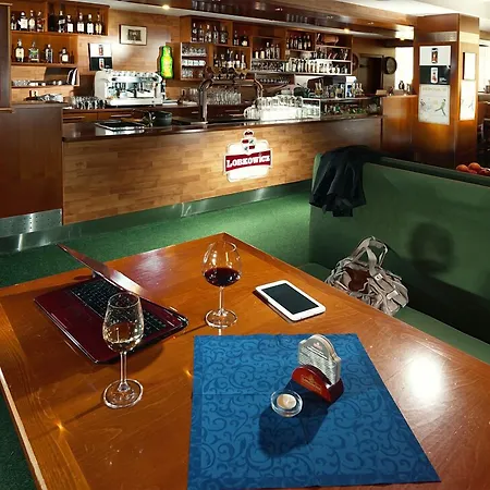 Hotel Vz Bedrichov-3