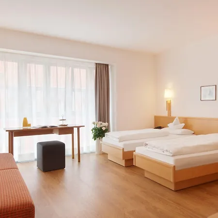 Hotel Goldene Rose-3