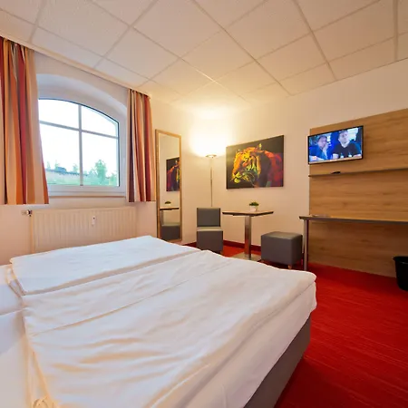 City Hotel-2