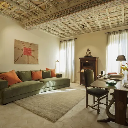 Palazzo Caruso-2