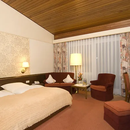 Burghotel-2