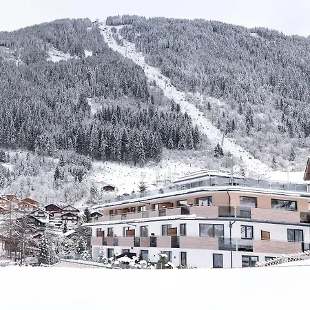 Mountain Resort M&M-2