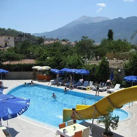 Rich Melissa Hotel-3