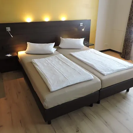 Apart-Hotel Wiesbaden-3