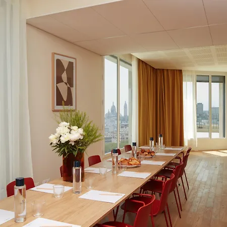 Okko Hotels Paris Rosa Parks-2