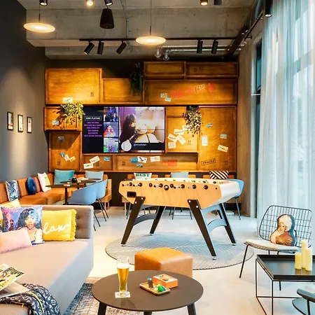 Moxy Berlin Airport-2