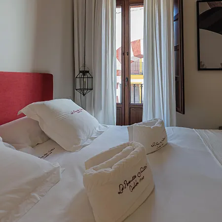 La Ermita Suites - Unico Hotel Monumento De Cordoba-3