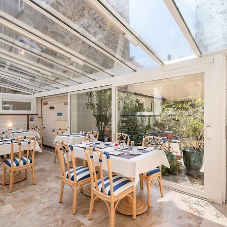 Hotel Quic En Groigne-3