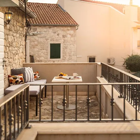 Hotel Osam - Adults Only-2