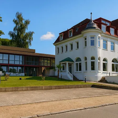 See Schlosshotel am Kellersee-3
