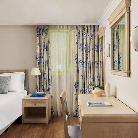 Titania Hotel-2