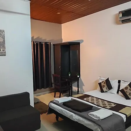 Baywatch Beach Resort-2