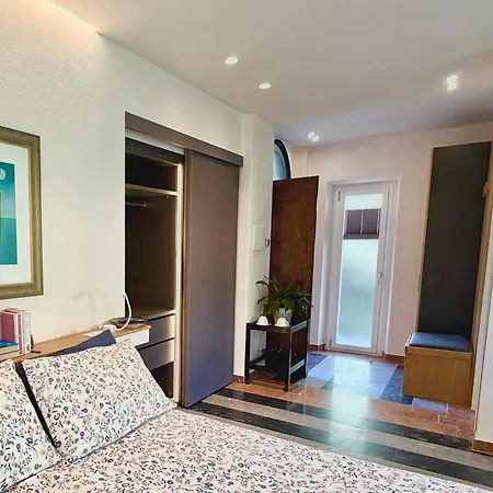 Villa Costantina With Heated Pool-2