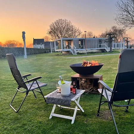Maasparcje Lodge Met Hottub,Firepit En Kamadobbq-3