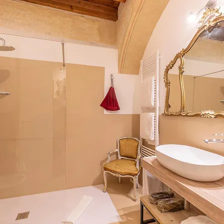 Corte Realdi Suites Piazza Erbe-3