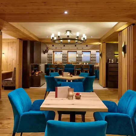 Hotel Alpenhof-2