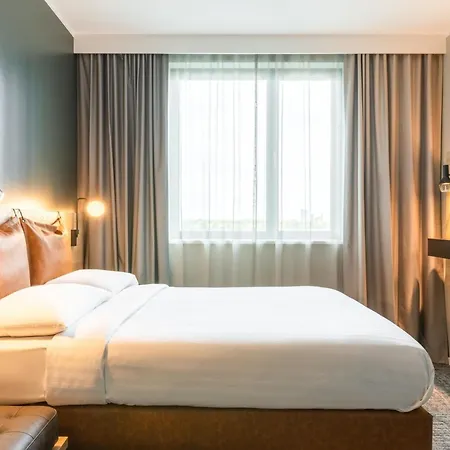 Moxy Berlin Airport-3