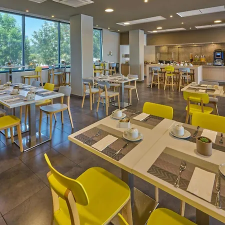 City Express Plus By Marriott Guadalajara Palomar-3