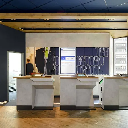Ibis Budget Bremen City Center-2