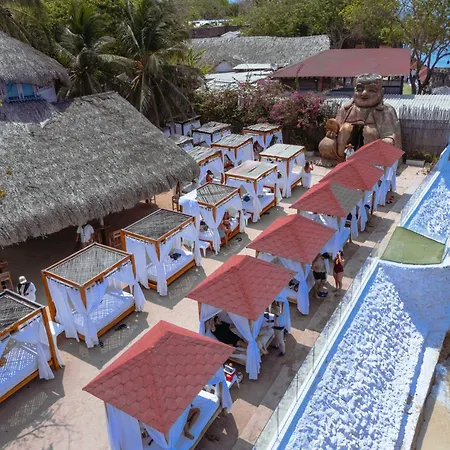 Bora Bora Beach Club Cartagena-3