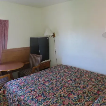 Bristol Motel-2